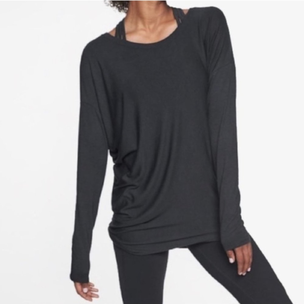 Athleta Womens Relaxed Asymmetrical Black Long Sleeve Tunic, Size M